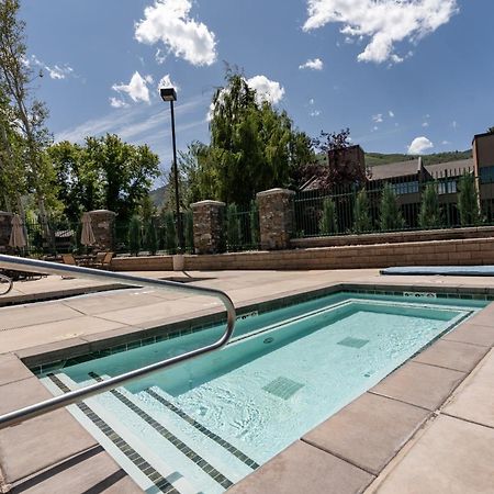 Two Bedroom Park Ave Condo By Park City Vacations Exterior photo